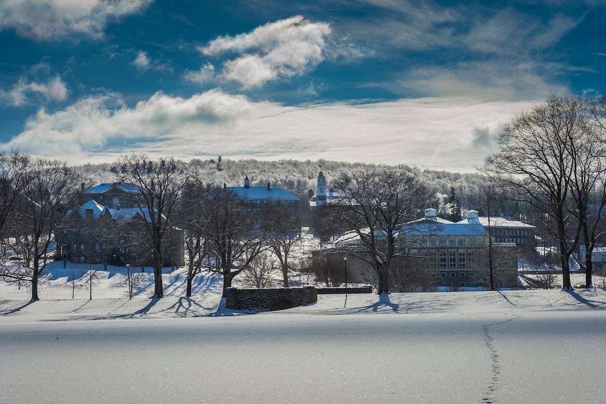 Fresh snow on the Colgate campus